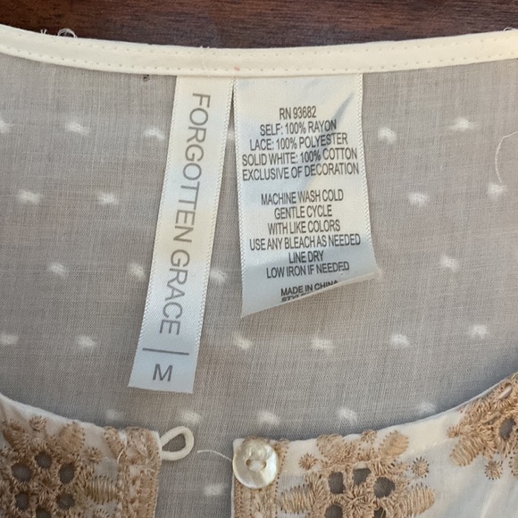 White long sleeve tunic - Picture 3 of 3